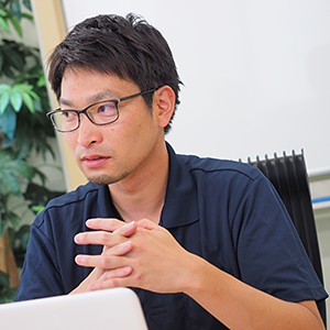 インタビュー