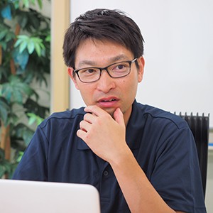インタビュー